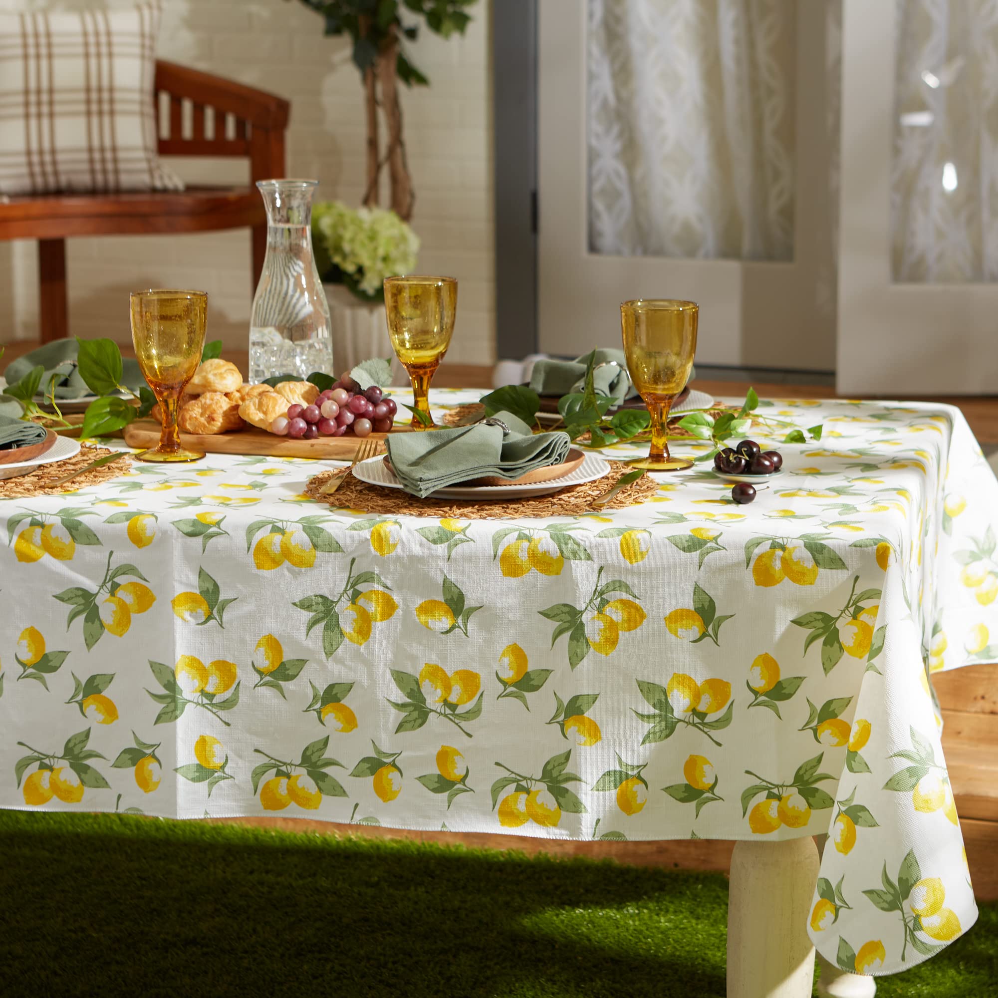 Dii Summer Lemon Vinyl Tabletop Collection Flannel Backed Tablecloth, Indoor/Outdoor, 70'' Round